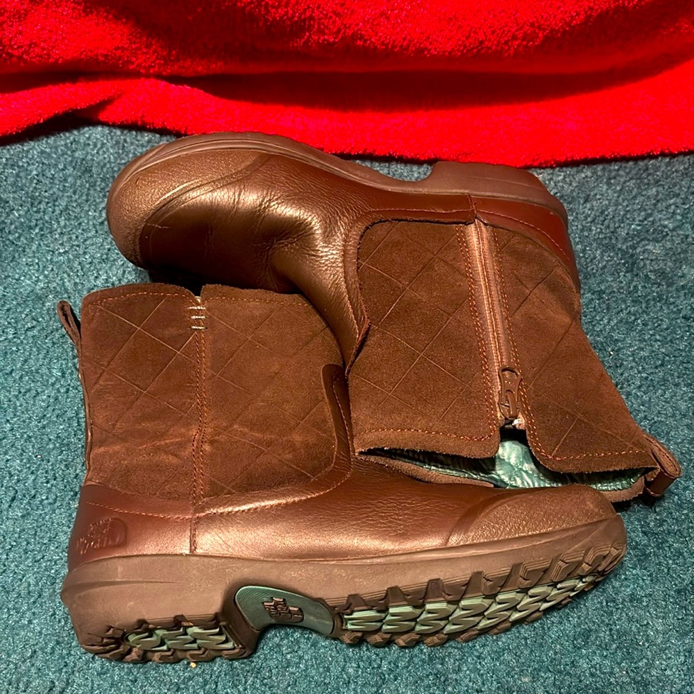 Women’s NorthFace Boots